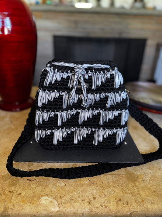Drawstring purse
