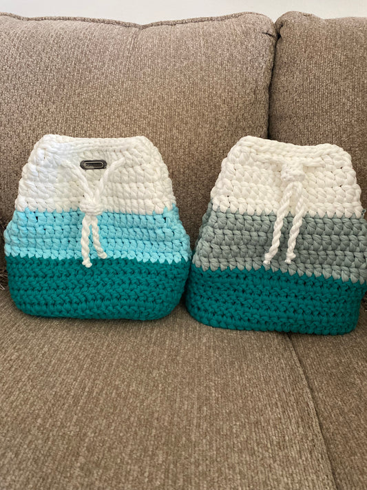 Crocheting drawstring purse